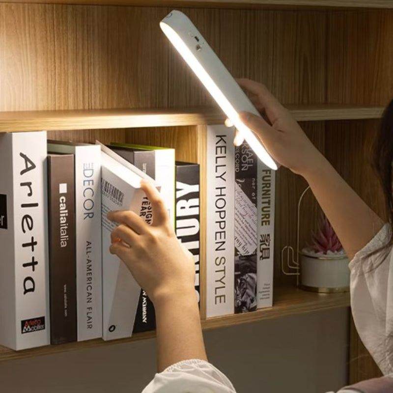 Lampe de bureau portable pratique