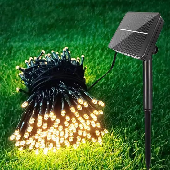 Guirlande lumineuse solaire terrain 