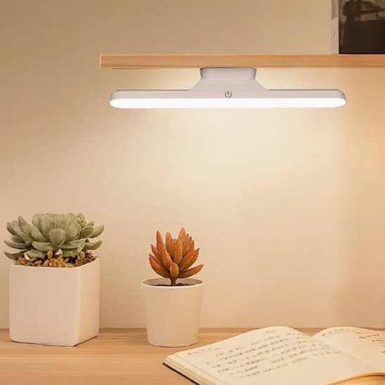 Lampe de bureau fixée mur