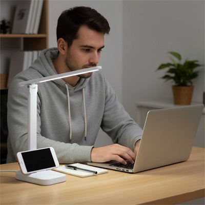 Lampe de bureau homme ordinateur recharge cellulaire